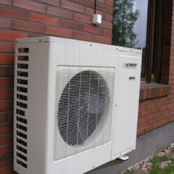 1200px-Outunit_of_heat_pump